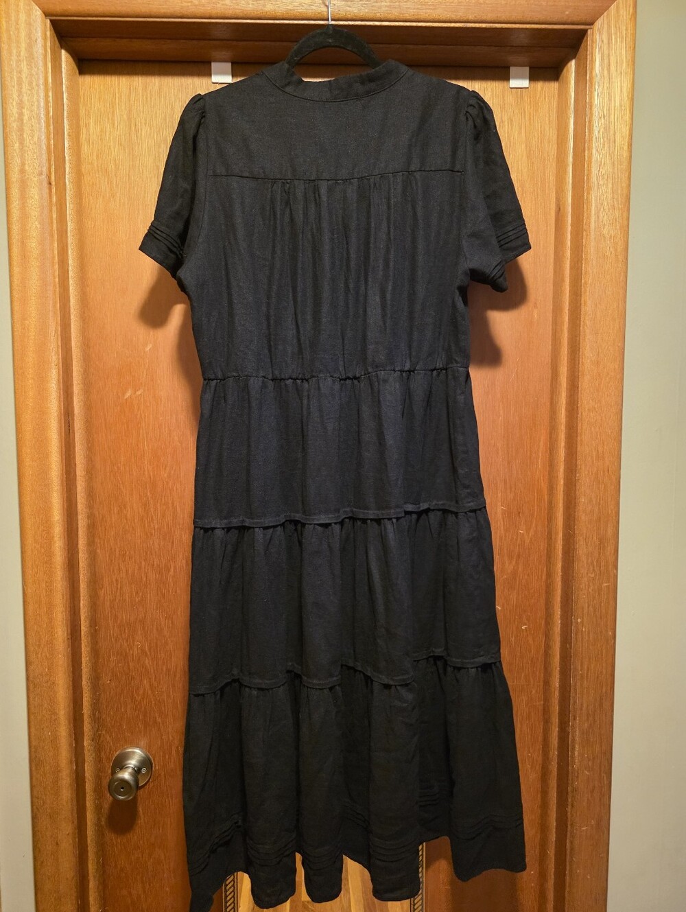 Cynthia Rowley Black Tiered Linen Dress - Picture 2 of 8